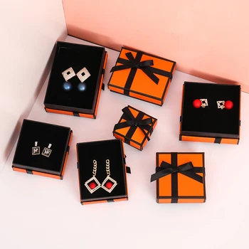 Новая коробка для хранения галстука-бабочки в оранжевом стиле, Изящная Подарочная коробка, Упаковочная коробка для брелоков, Практичные Настольные принадлежности для хранения Оптом