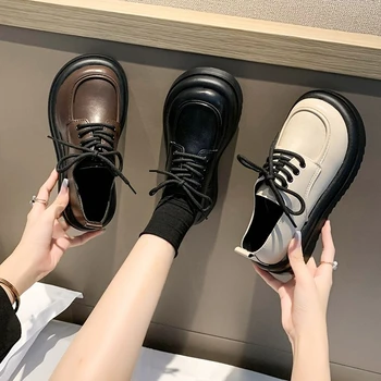 Женская обувь 2024 года, осенняя черная обувь на плоской подошве с круглым носком, лоферы на меху, Повседневные женские кроссовки, Женская обувь, оксфорды, сабо на платформе