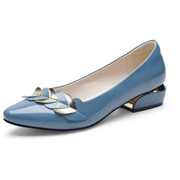 Одиночная обувь осенние женские удобные неглубокие туфли на низком каблуке 2021 года из лакированной кожи маленькие синие кожаные туфли на толстом каблуке